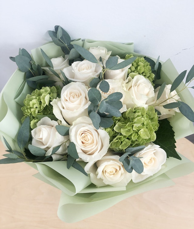 Dozen White Rose
