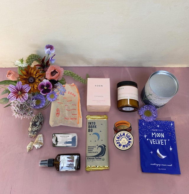 MoonUnit BeautyBasket