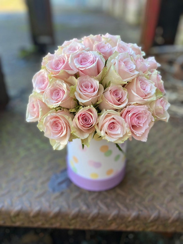 50 Pink Rose Hatbox